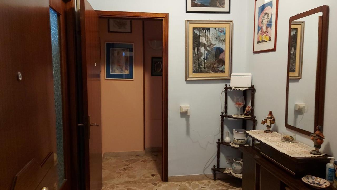 Casa Floridea -Mediterranea Sicilia Apt チェファル エクステリア 写真