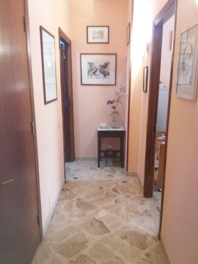 Casa Floridea -Mediterranea Sicilia Apt チェファル エクステリア 写真